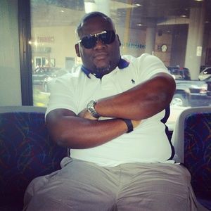 Meet your Posher, Olanrewaju