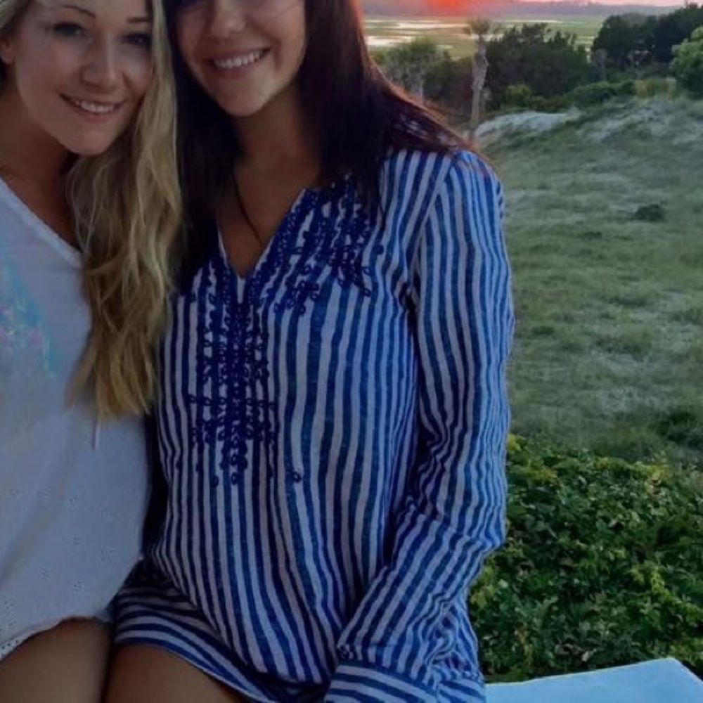 Beach coverup/ causal top