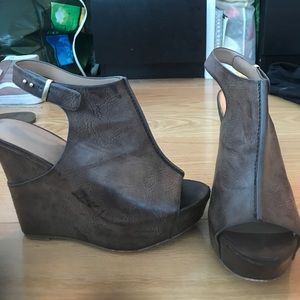 Charles David brown faux leather sling back wedge