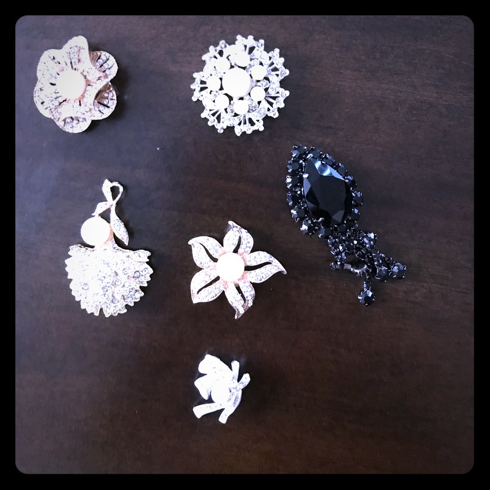 Decorative pins
