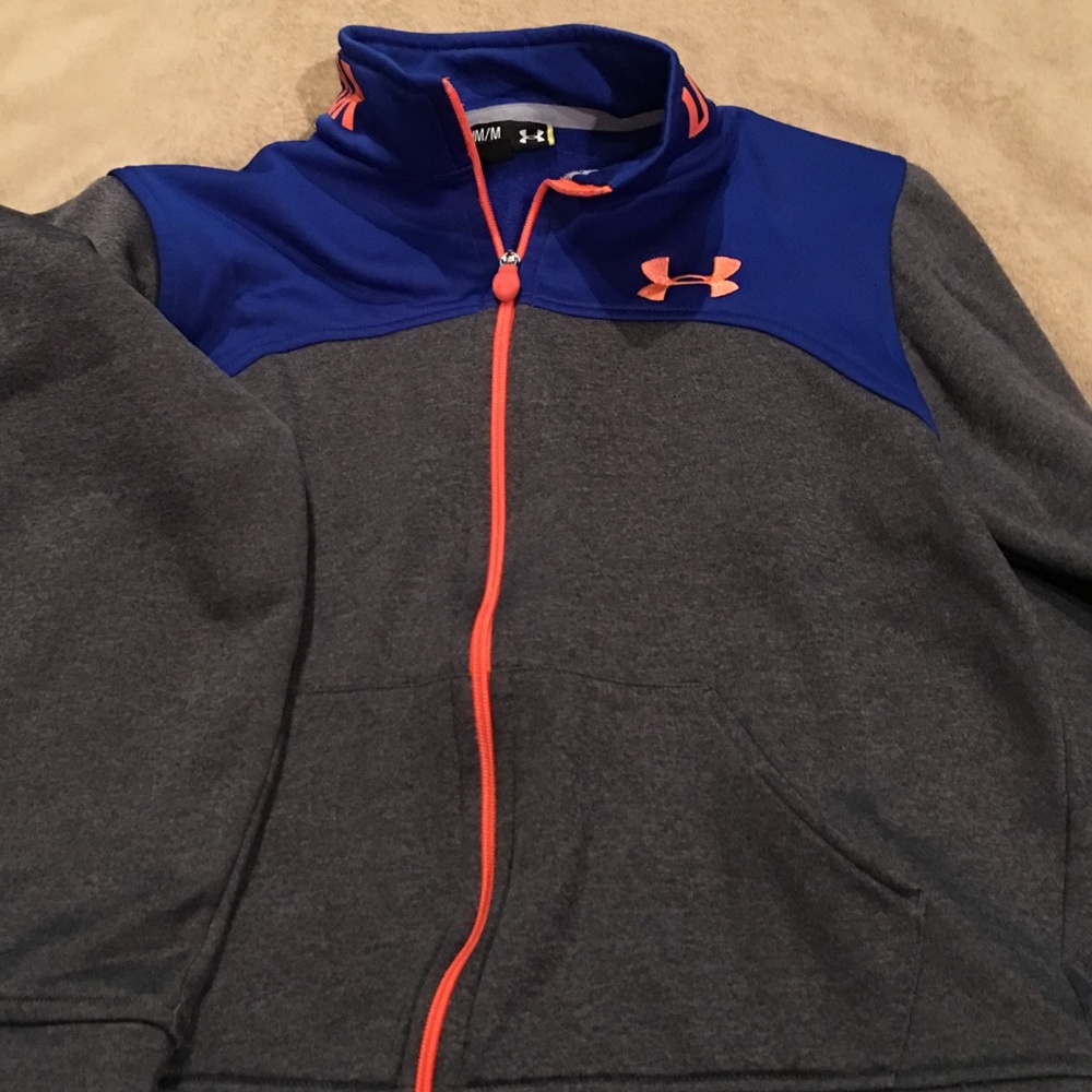 Under Armour -Medium Boys