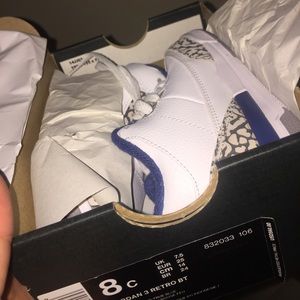 "True Blue" Jordan 3 retros