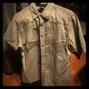 Mens light black snap-fastened shirt. Excellent
