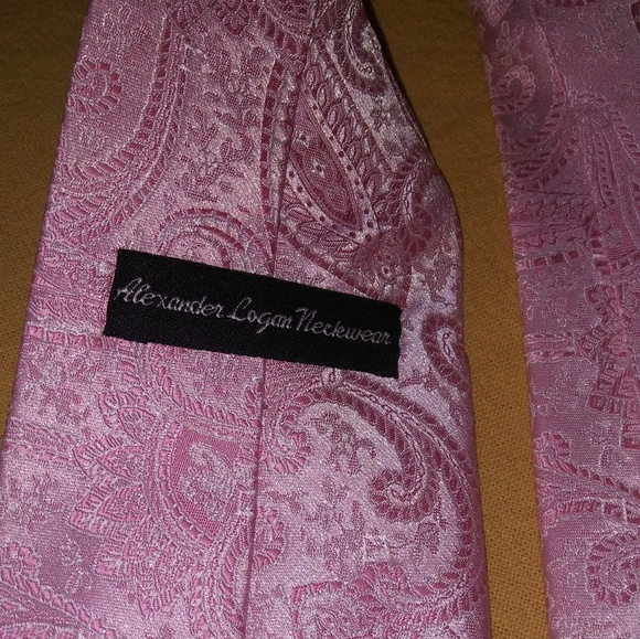 Necktie - Picture 3 of 3