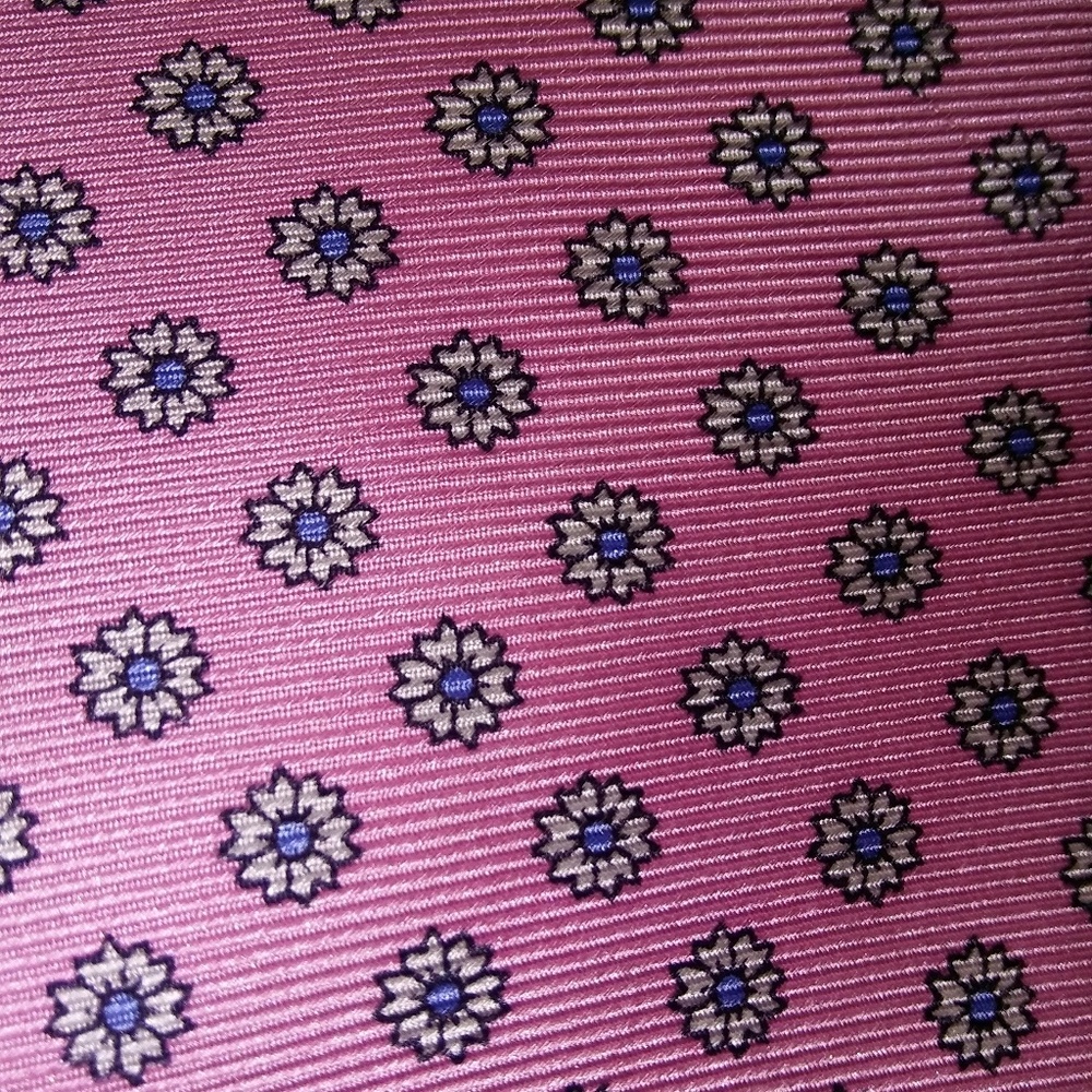 Necktie - Picture 2 of 2