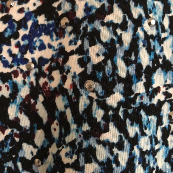 Top - Picture 3 of 3