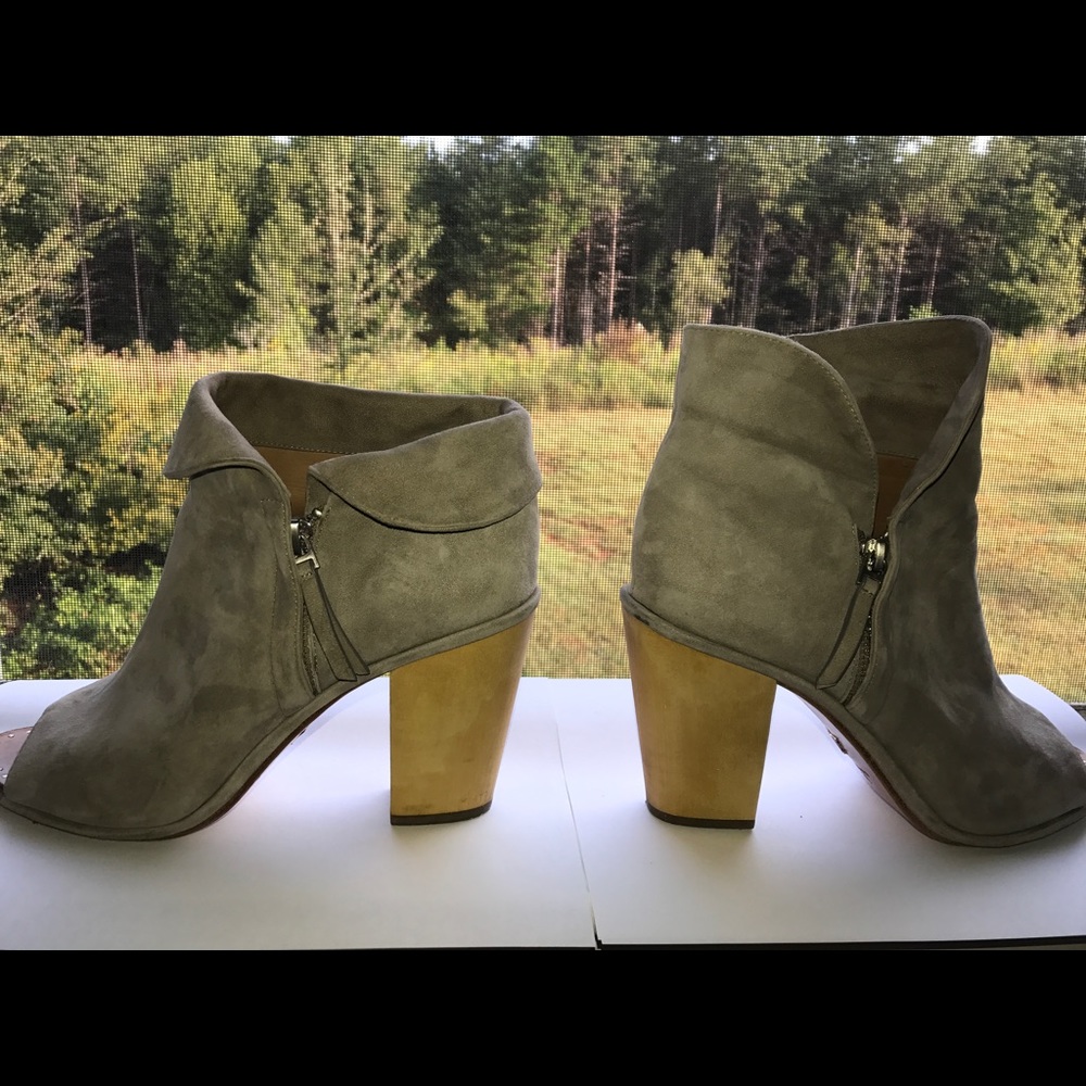 🎈🎈🎈Vero Cuoio Open-toe Booties🎈🎈🎈
