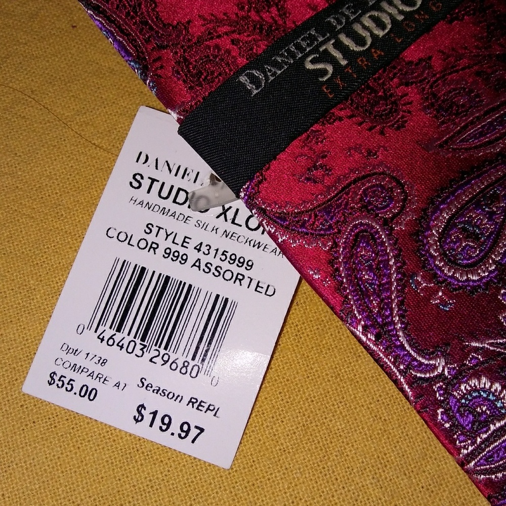 Necktie - Picture 4 of 4