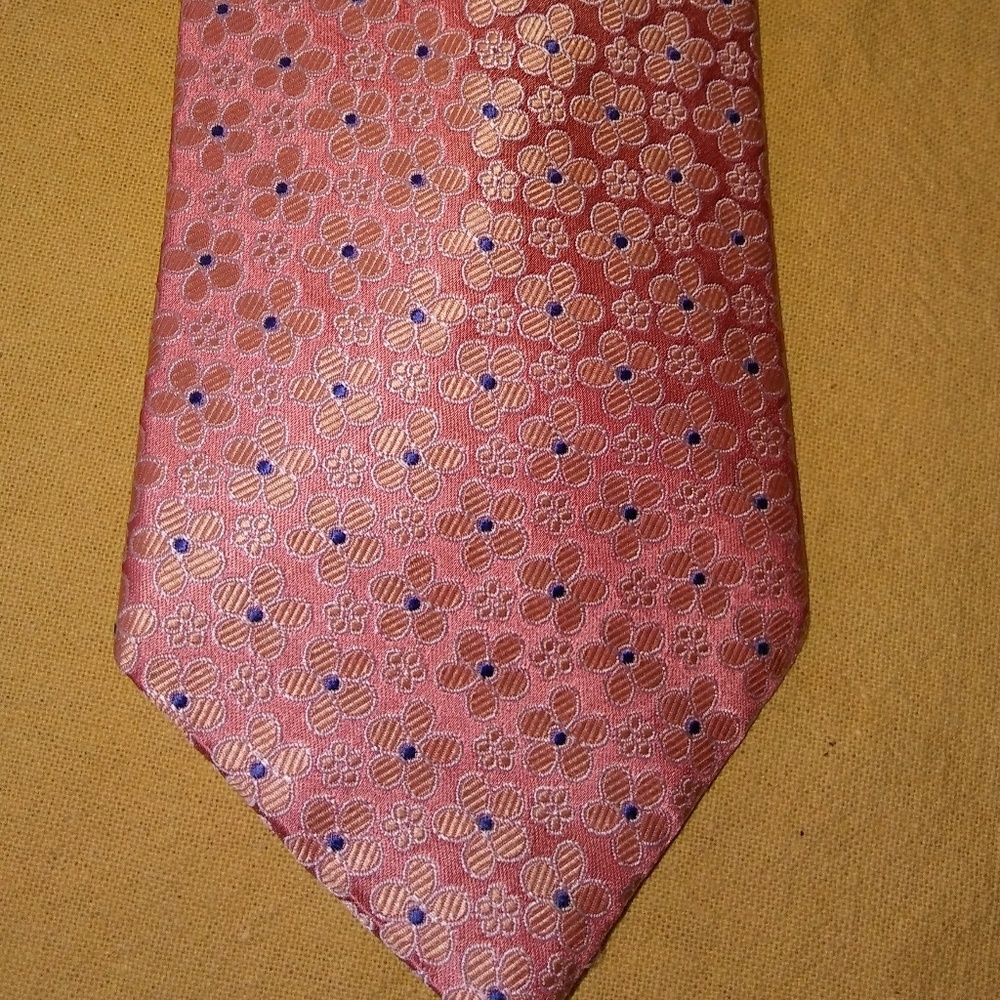 Necktie