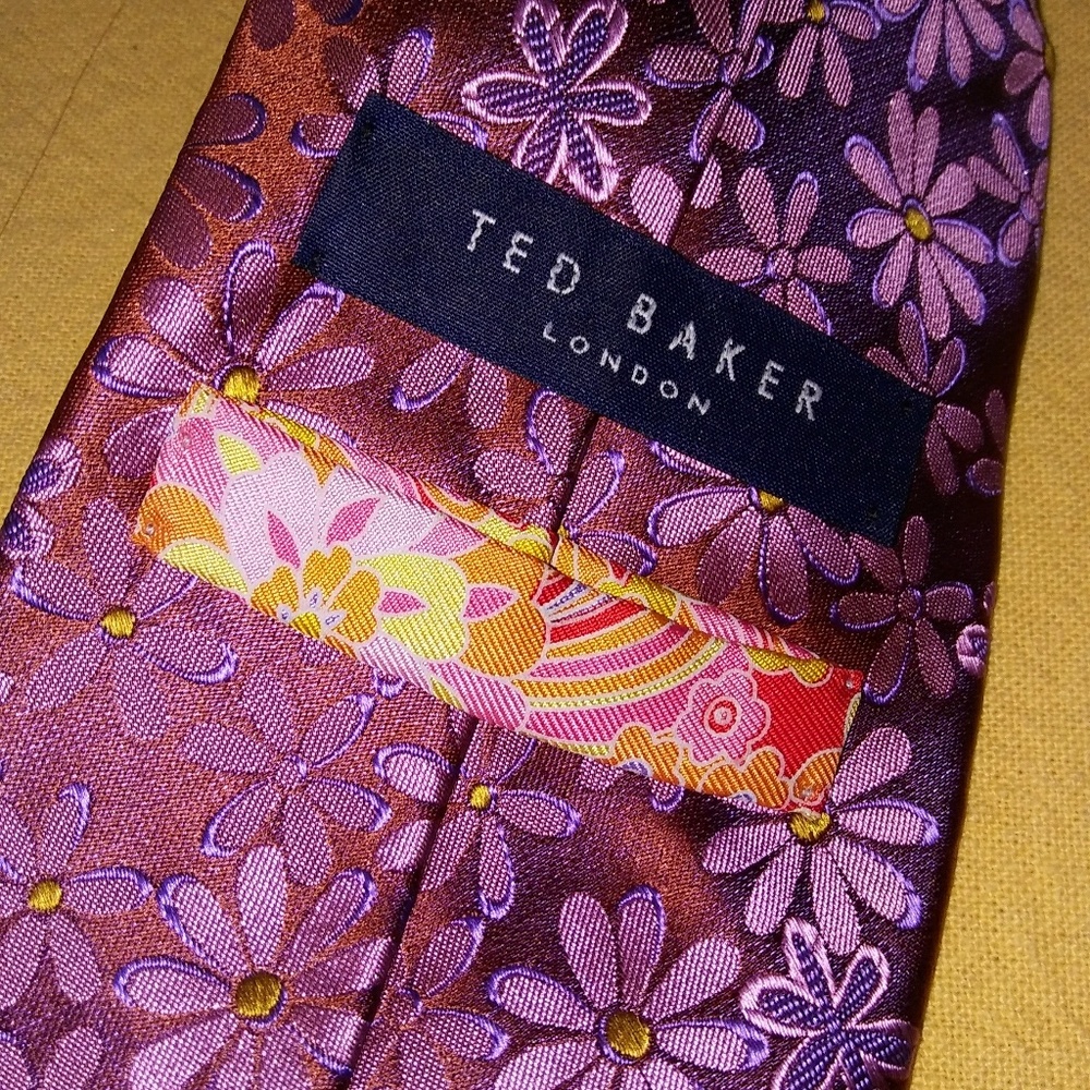 Necktie - Picture 4 of 4