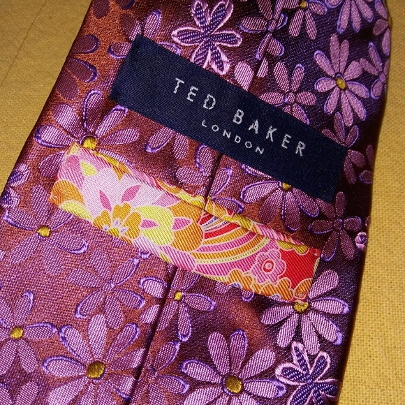 Necktie - Picture 4 of 4