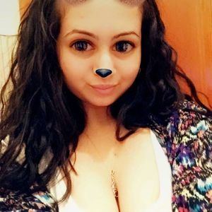 Meet your Posher, Jasmin