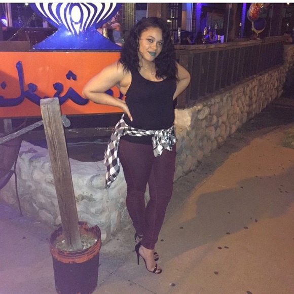 ππ½ Poshers! - Picture 2 of 4