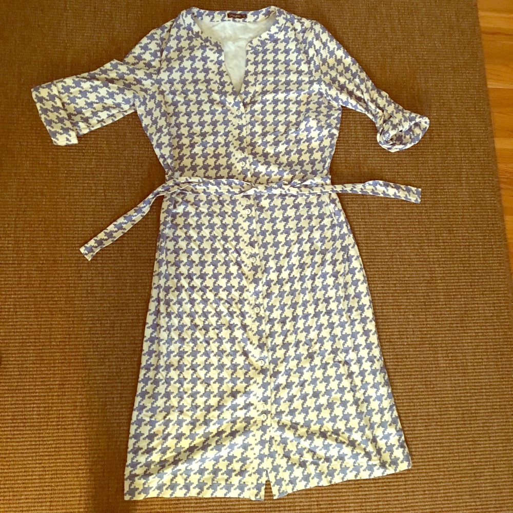 J McLaughlin belted houndstooth shirt dress S