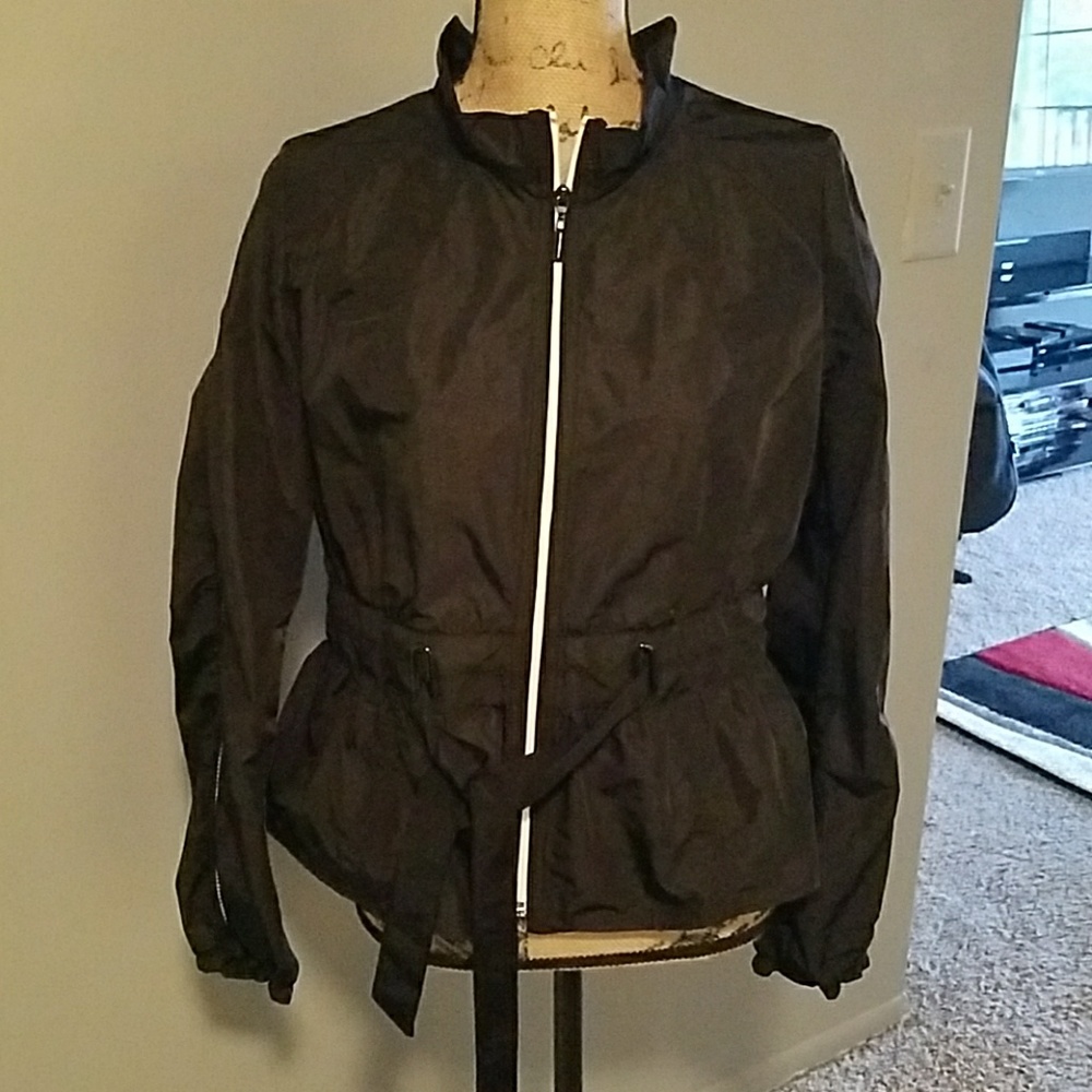 NWT WHBM belted jacket. Carry pouch!!!
