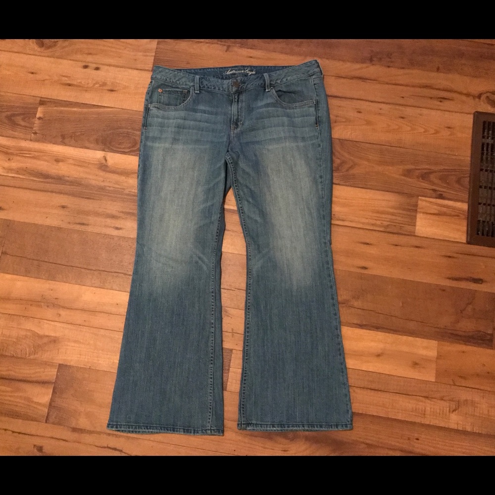 Women's American Eagle Size 18 Hipster Flare Jeans