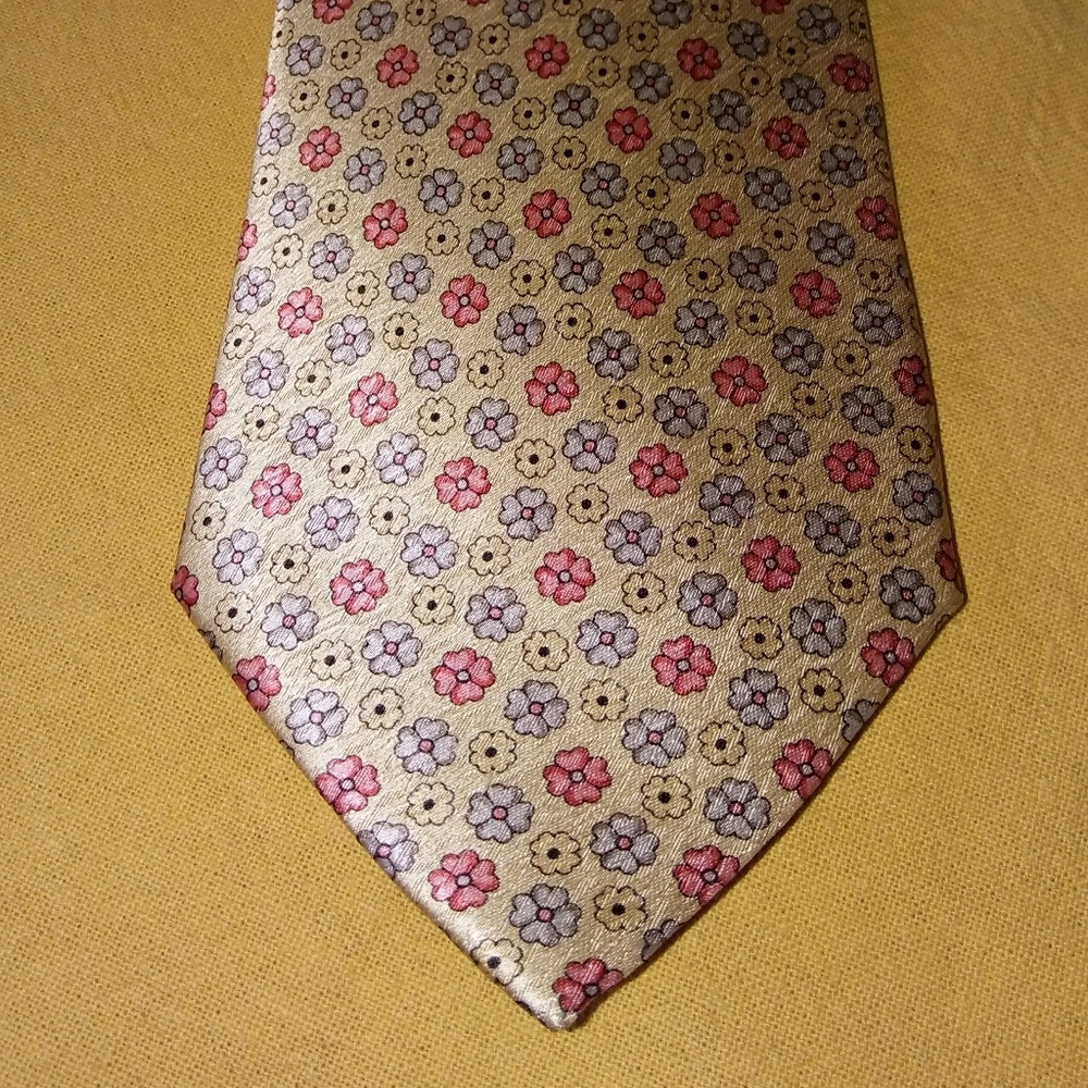 Necktie