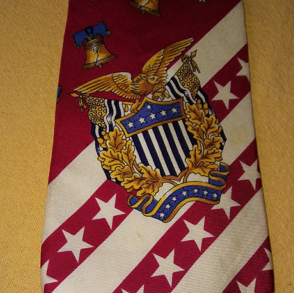 Necktie - Picture 2 of 4