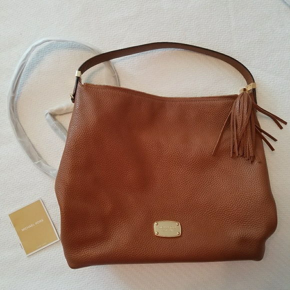 Michael Kors bag - Picture 1 of 2