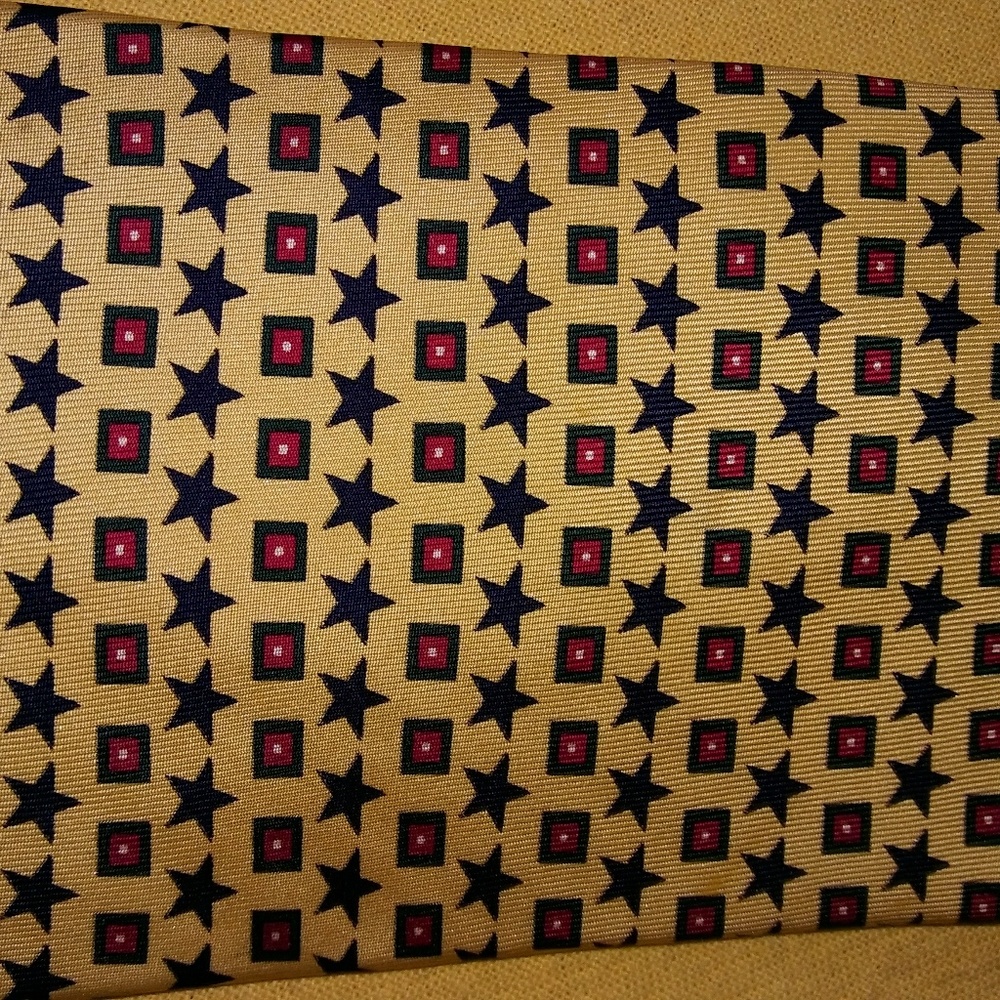 Necktie - Picture 2 of 3