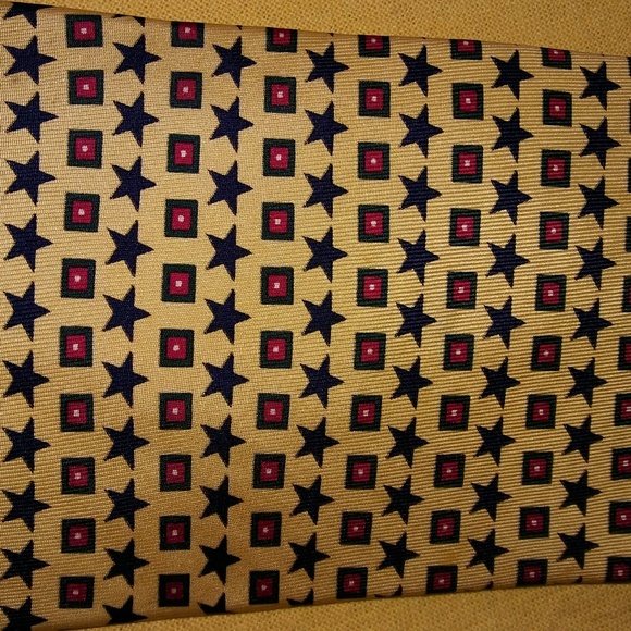 Necktie - Picture 2 of 3