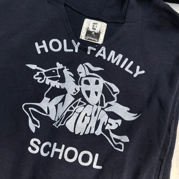 LF Pullover - Picture 2 of 3