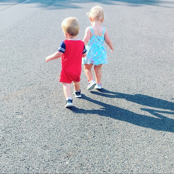 Meet your Posher, Allyson - Picture 1 of 1