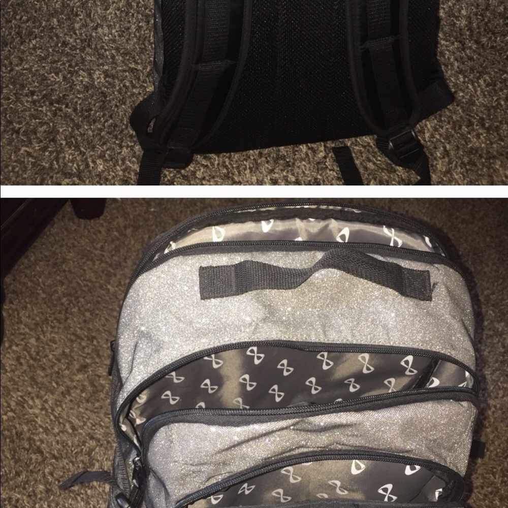 nfinity cheer bag.