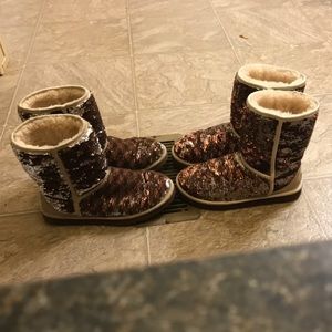 Ugg sequence boots size 7