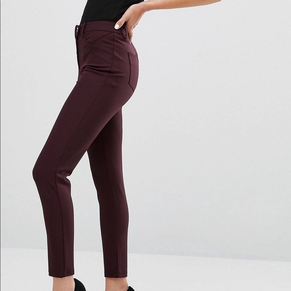 SOLD🙅🏻‍♀️ASOS PETITE Stretch Skinny Pants