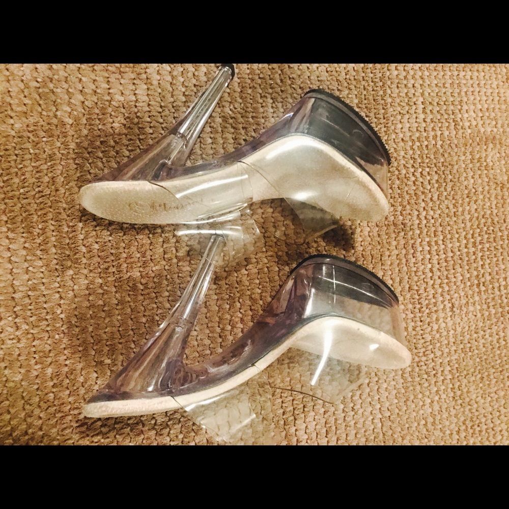Shohs - Picture 5 of 6