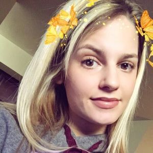 Meet your Posher, Brittany