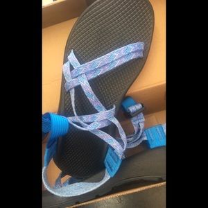 BRAND NEW CHACO💙