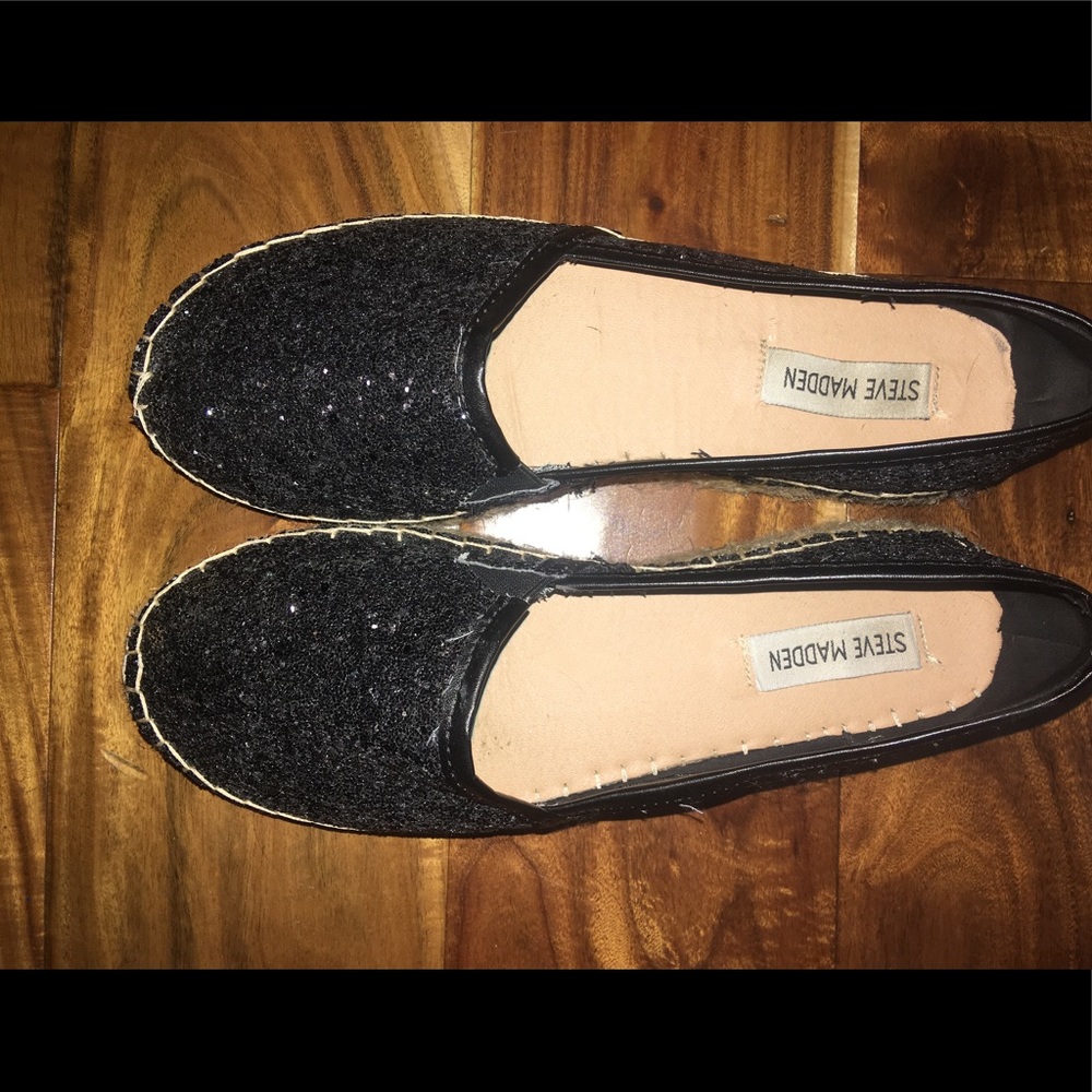 Steve Madden slip on shoes