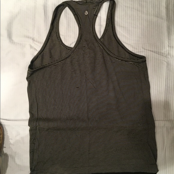 lululemon swiftly black and white striped tank - Picture 2 of 3