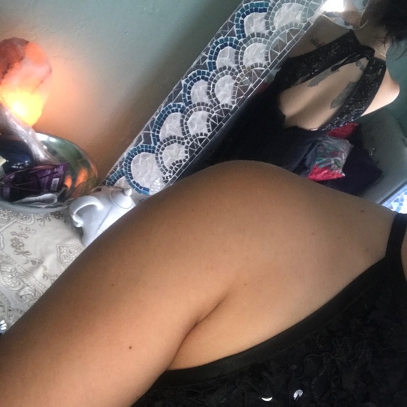 Black cache dress - Picture 2 of 4