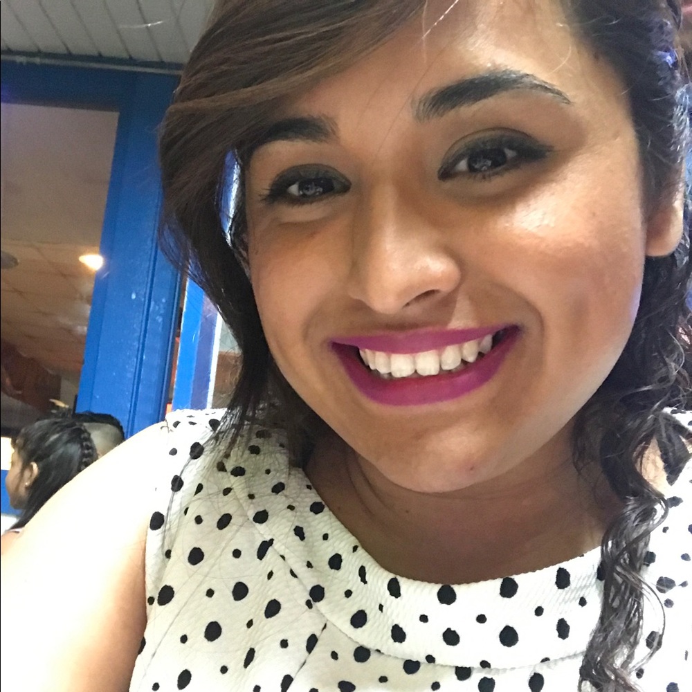 Meet your Posher, Rosalba