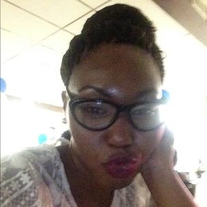 Meet your Posher, Tiara