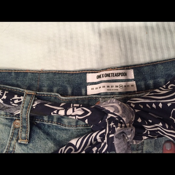 NWOT One Teaspoon Bandana Cruz Bandit jean shorts - Picture 2 of 4