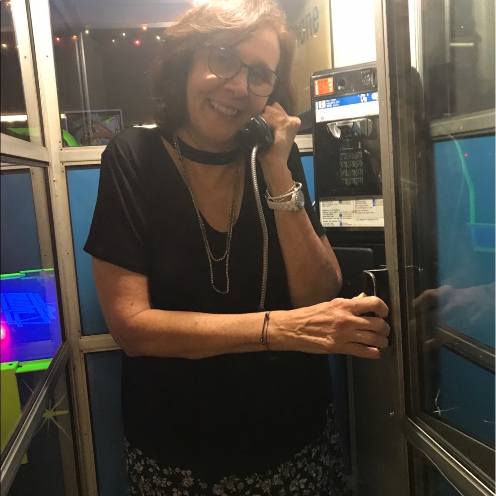 Meet your Posher, Deneene