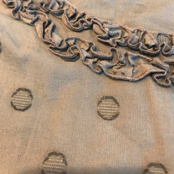 Boden brown top with ruffles trim - Picture 3 of 3