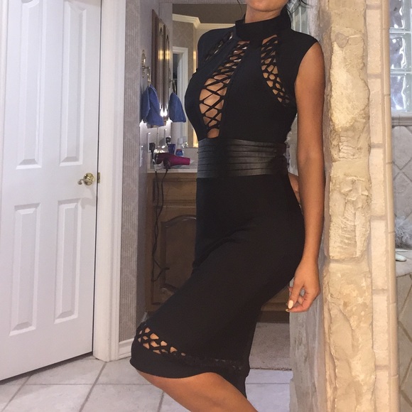 LAST ONE🔥REAL THICK HIGH QUALITY BANDAGE DRESS - Picture 4 of 8