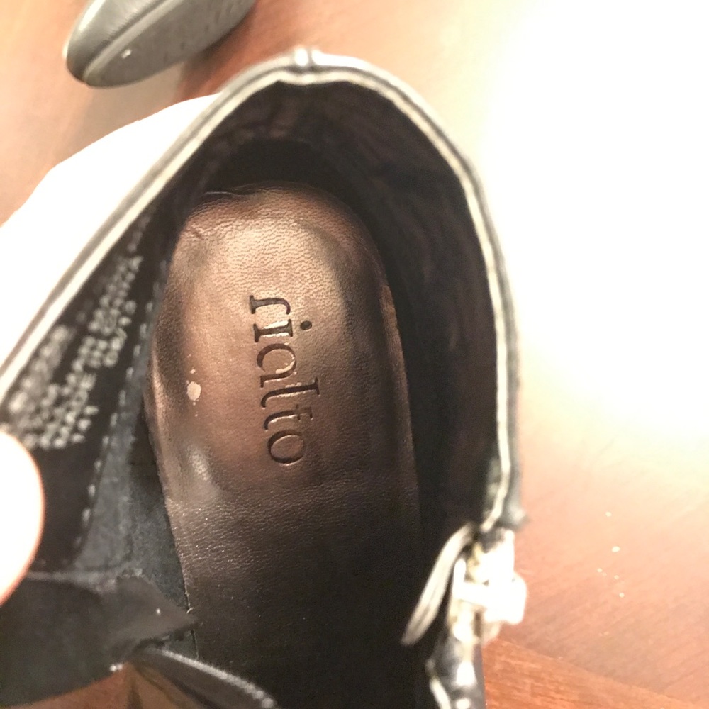Black booties - Picture 4 of 6