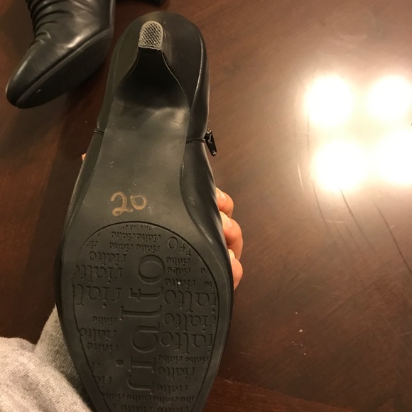 Black booties - Picture 5 of 6