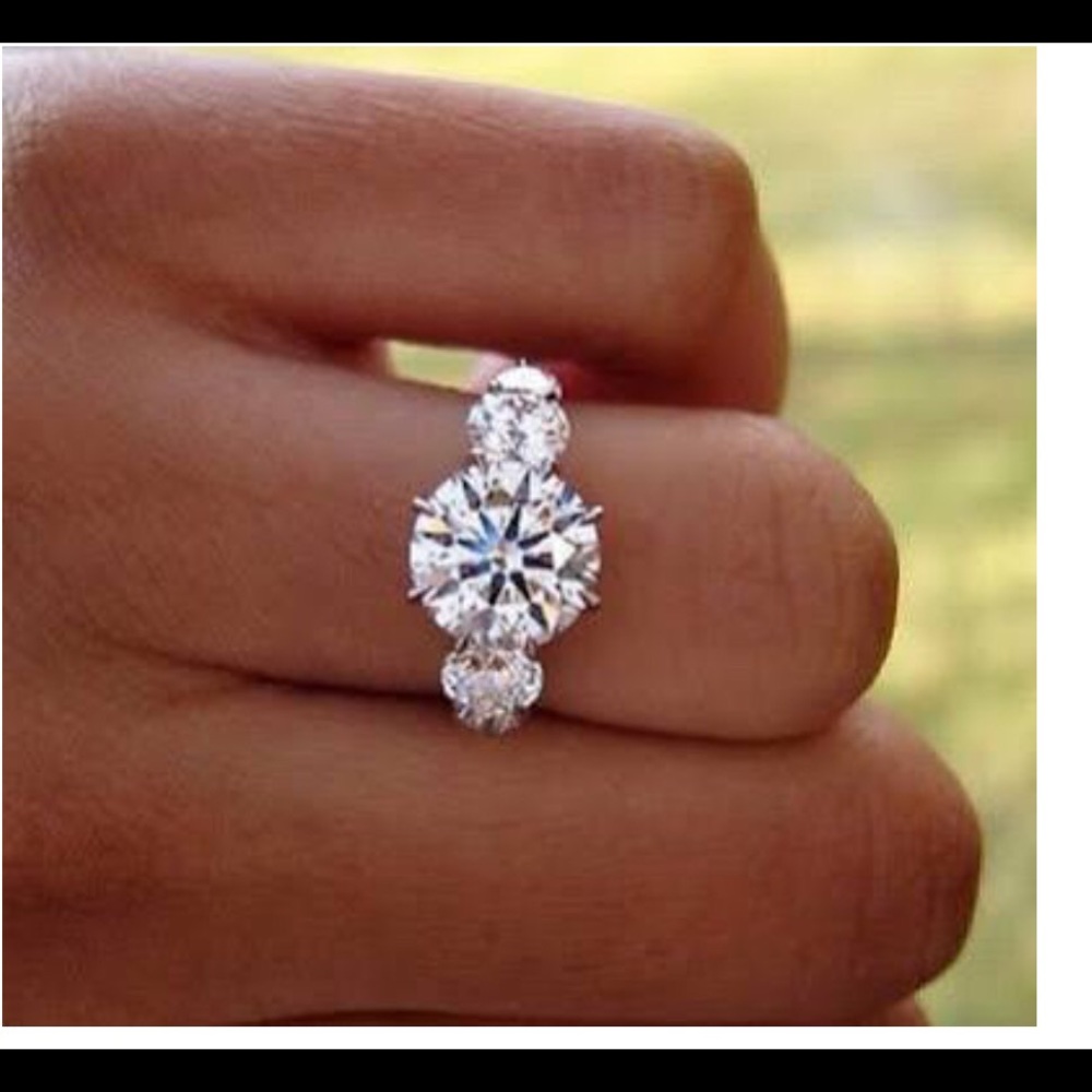 Meet your Posher, Komal