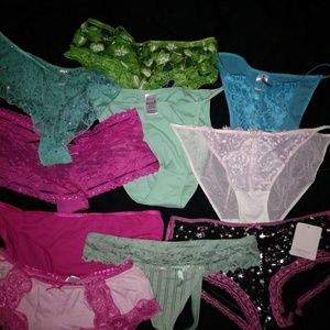 NWOT WOMEN'S UNDERWEAR