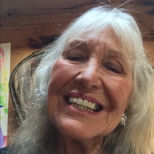 Meet your Posher, Suzanne