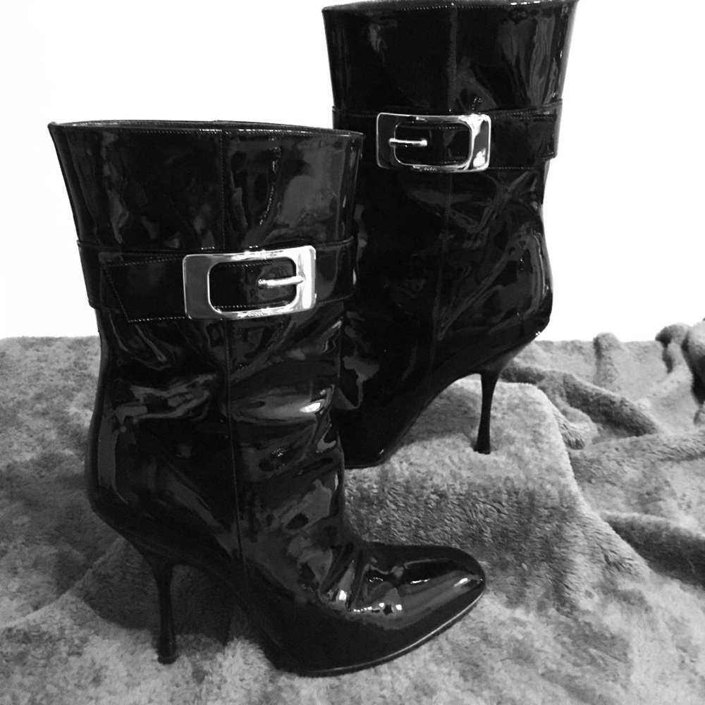 Gucci Black Patent Leather Ankle Boots