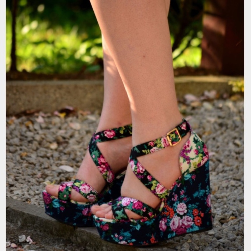 Aldo Floral Wedges! Like New Condition!