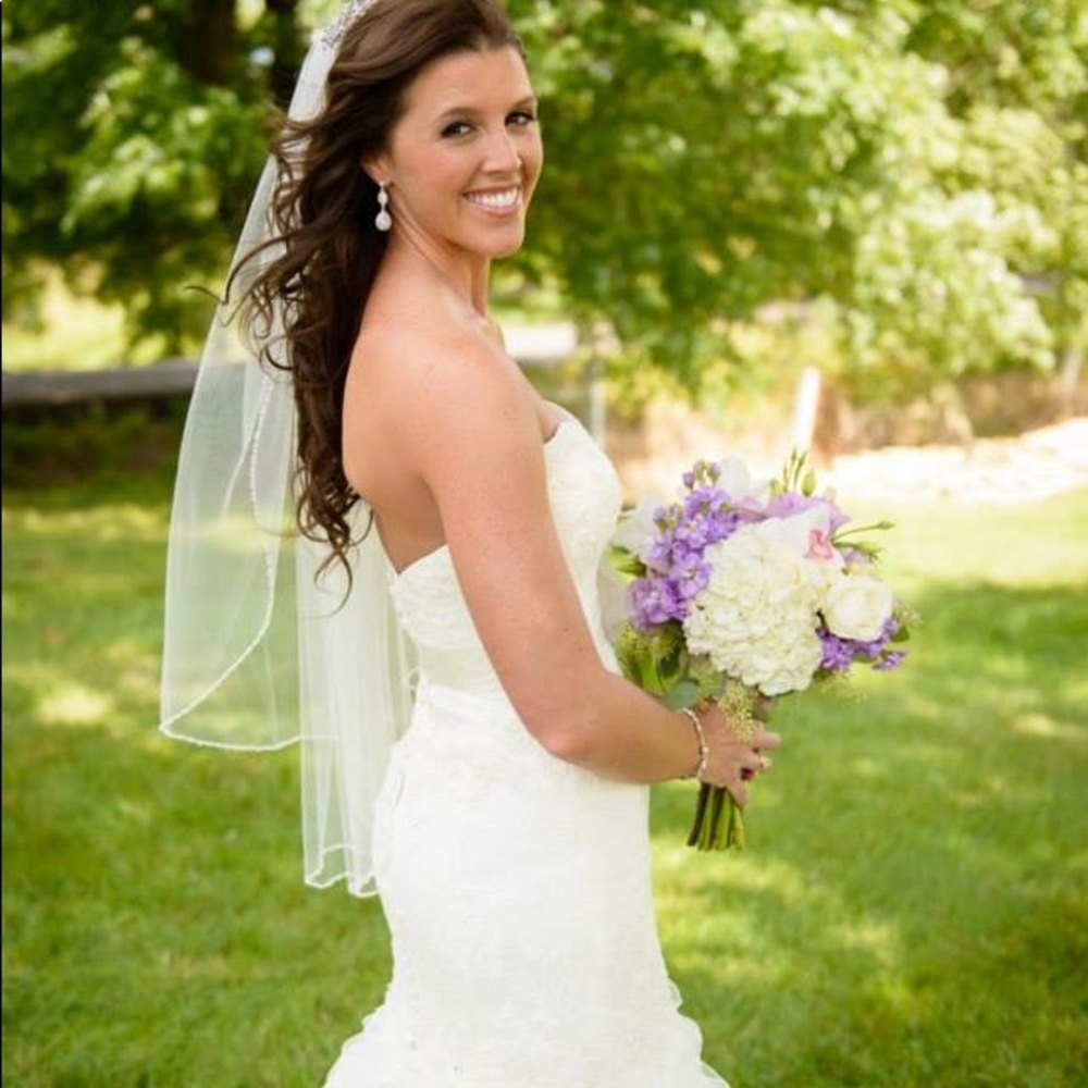 Bridal Veil with crystal pearl detail